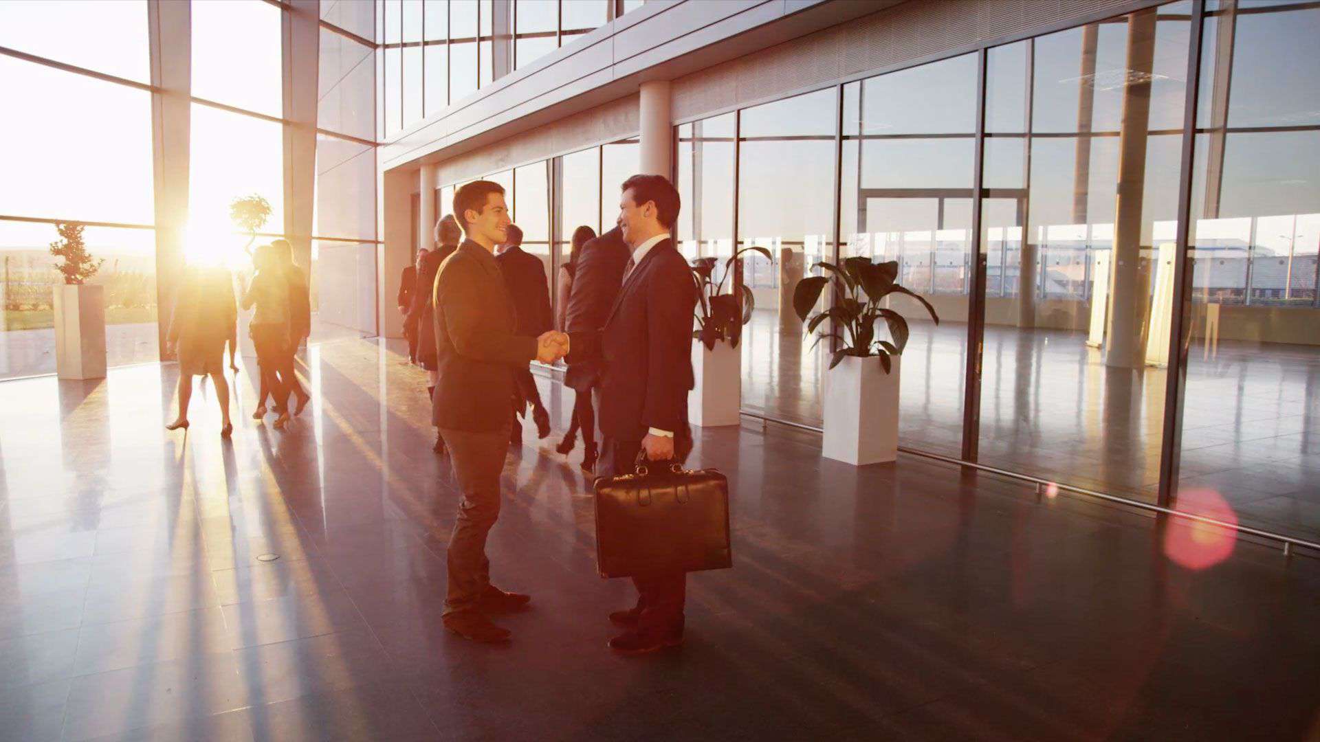 鐘嚴實業有限公司