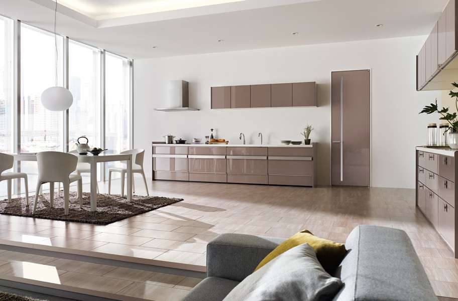 鐘嚴實業有限公司